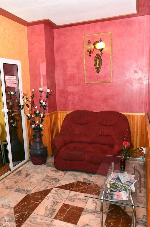 Pensiunea Deea Băile Herculane エクステリア 写真